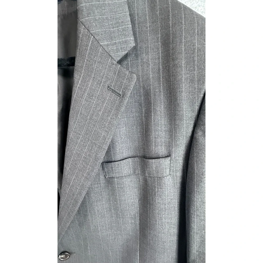 Chaps Ralph Lauren Mens Grey Pinstripe Wool Blazer Sport Coat Made in Canada